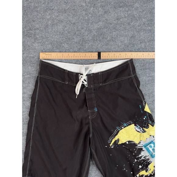 Billabong Graphic Rare Halloween Boardshorts Goth Bat Sz 33 Black Surf Swim Y2K - Picture 10 of 16